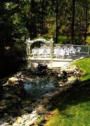 River Cove Elegant Waterfront Bed & Breakfast Post Falls Exterior foto