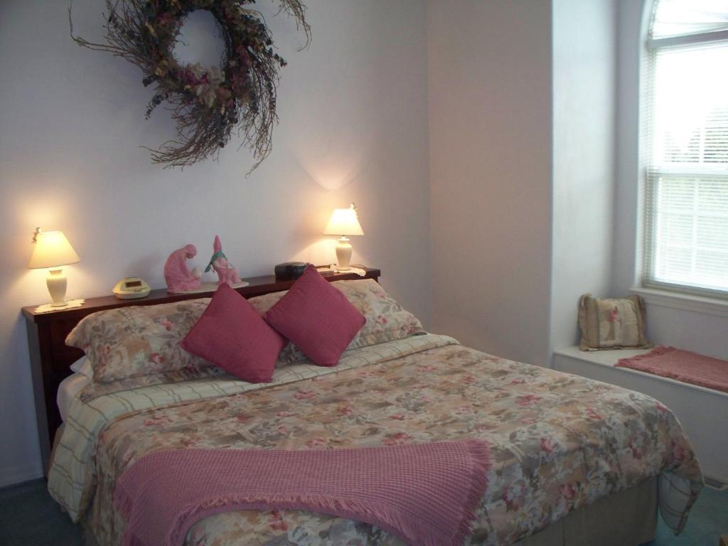 River Cove Elegant Waterfront Bed & Breakfast Post Falls Quarto foto
